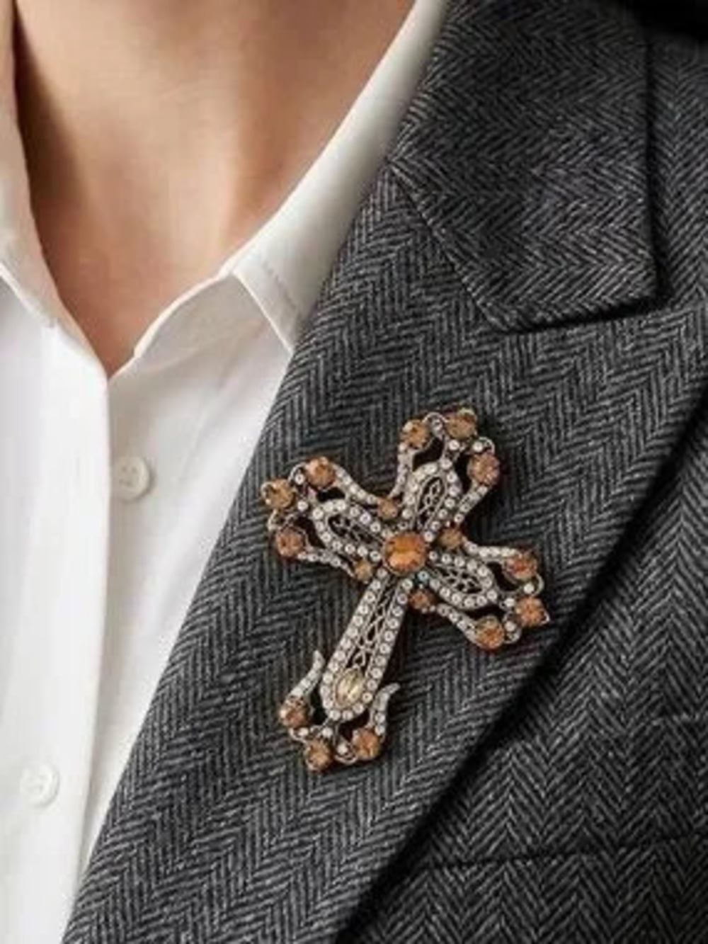 Anthropologie Gold Tone and Clear Crystal Cross Brooch